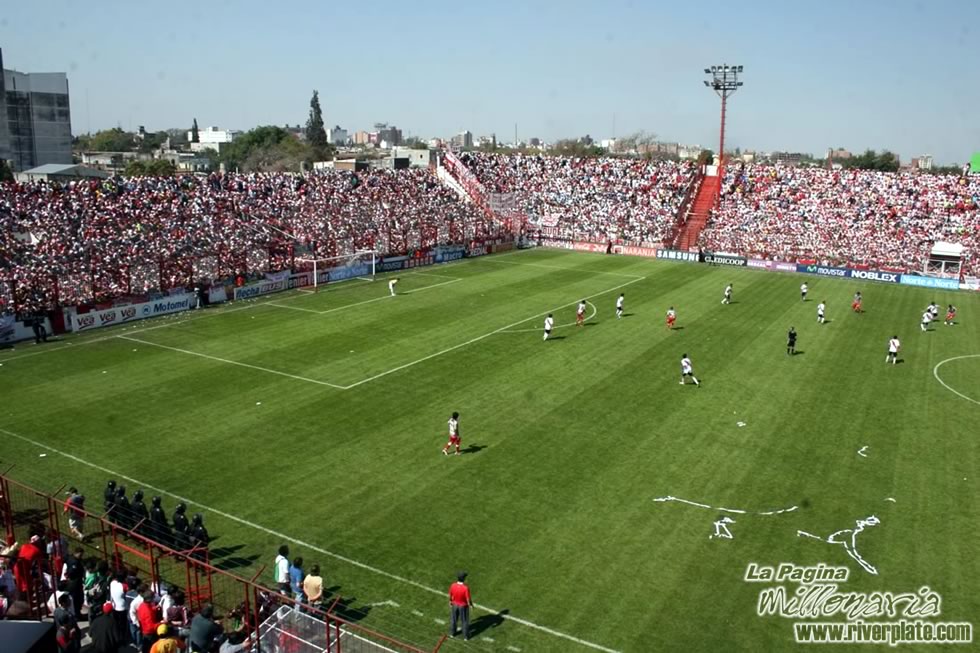San Martín de Tucumán vs River Plate (AP 2008) 30